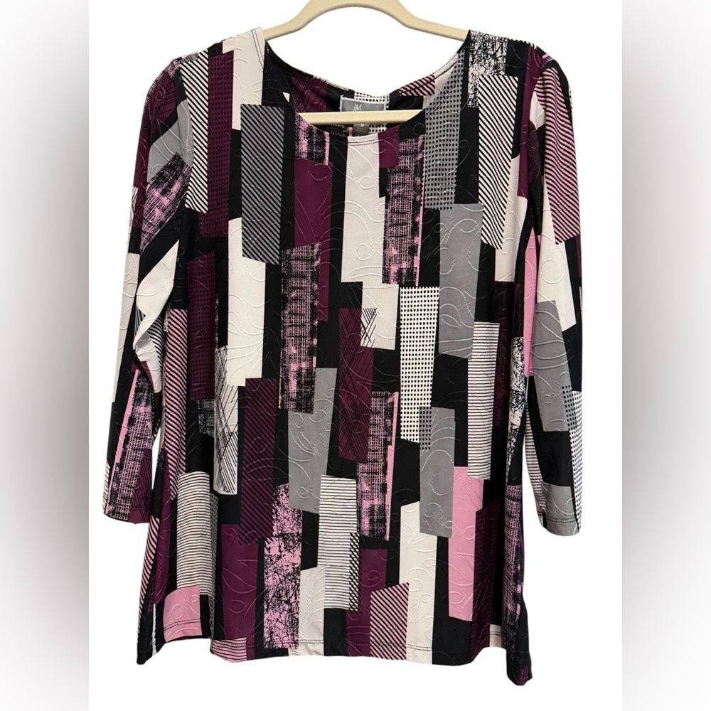 Contemporary print pull over top M Collection from Macy’s stretchy comfortable M